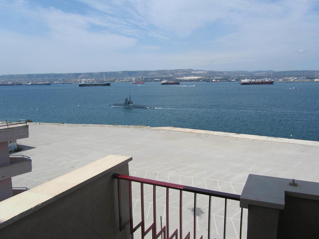 B&B Mare Di Augusta La Finestra Sul Porto Exteriör bild